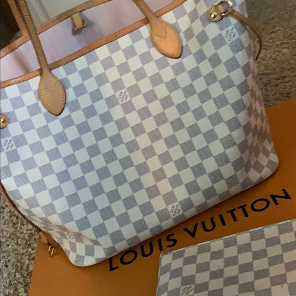 Louis Vuitton Neverfull MM